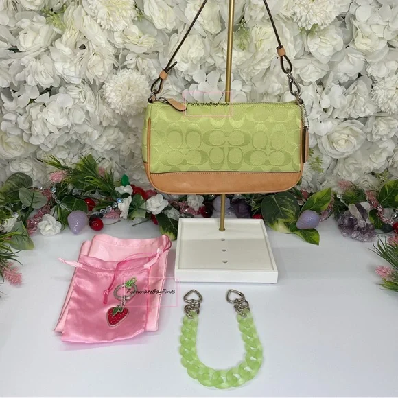 Green Y2K Vintage Coach 6094 Demi Pochette Pouch Mini Bag Strawberry Charm SET - Picture 4 of 14